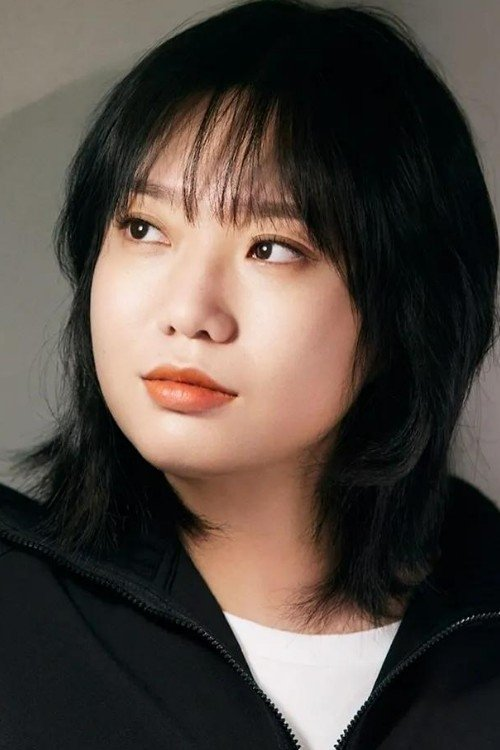 Xueqin Li