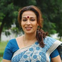 Fllora Saini
