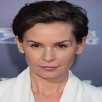 Embeth Davidtz